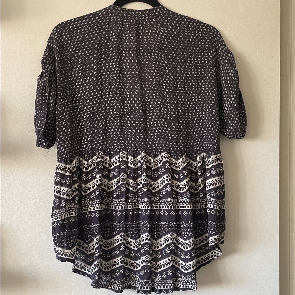 En Créme|Printed high low Blouse|Blue white|Small|EUC - Picture 11 of 12